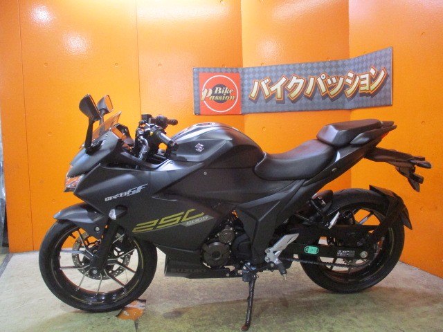 反対側もこの通り状態グッド！専門店でもディーラーでもない量販店の当社だからこそできるこの価格設定！！